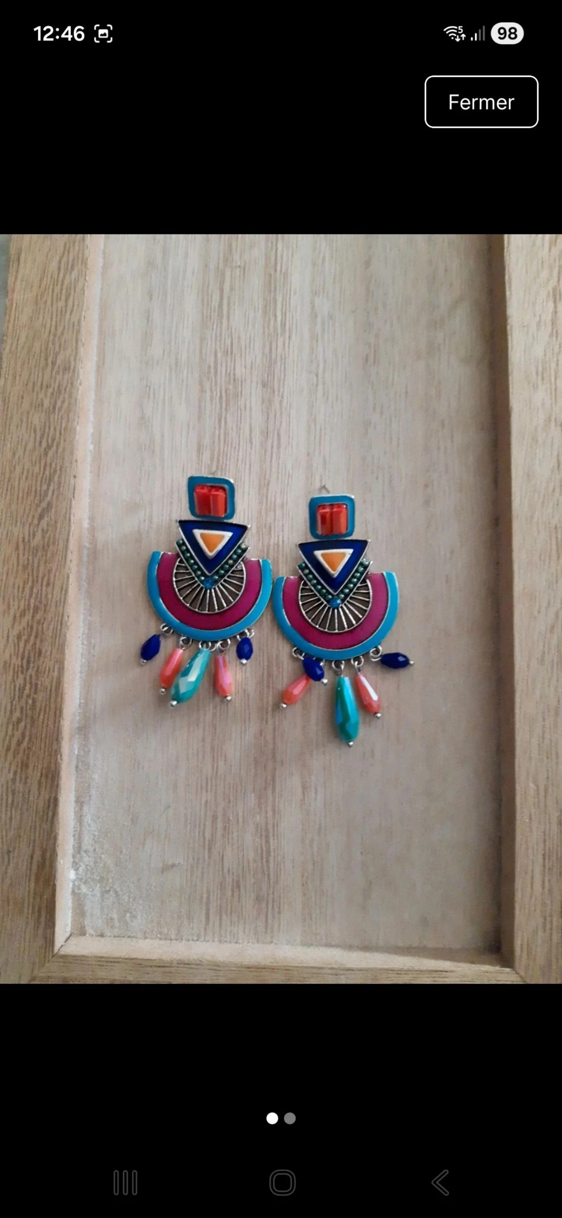 Boucle d'oreille 